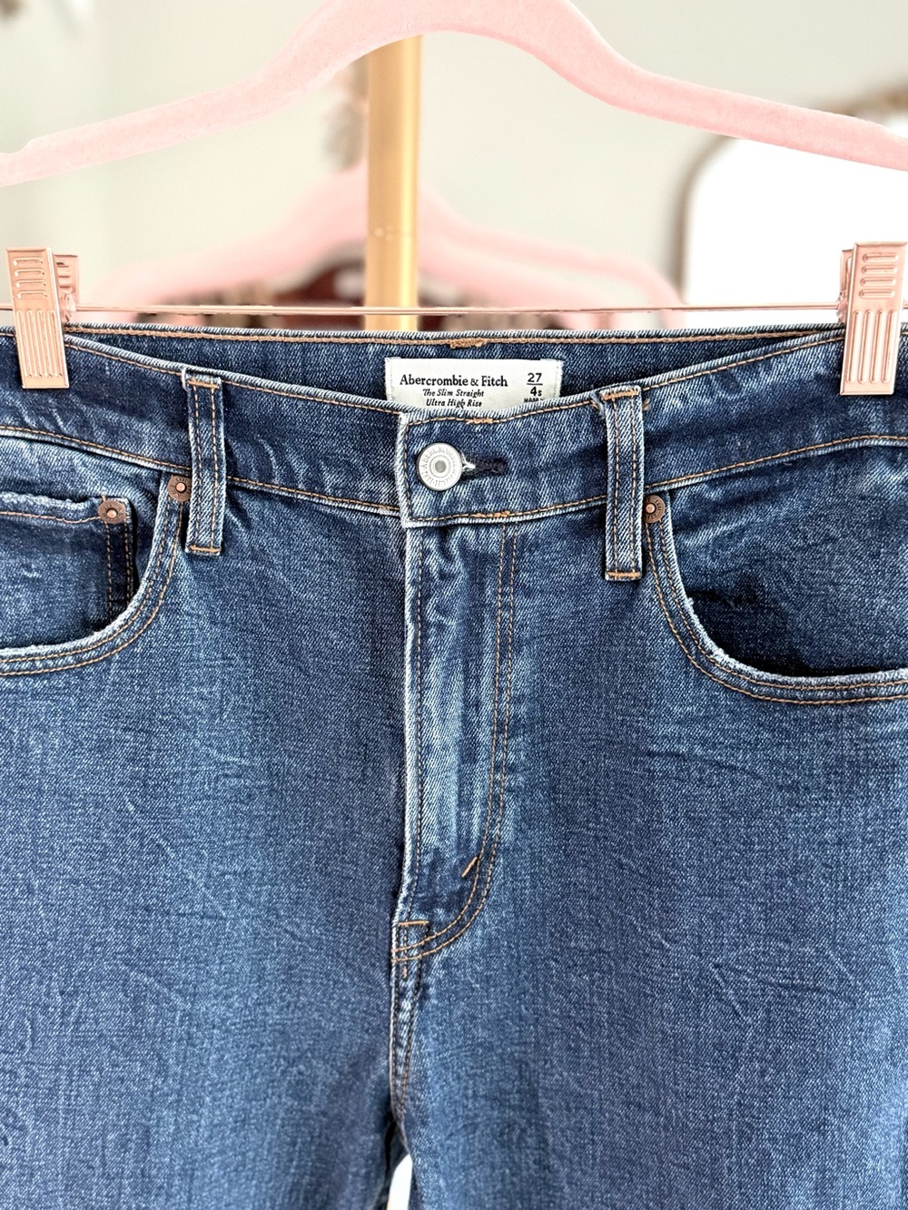Abercrombie & Fitch Curve Love Slim Straight Ultra High Rise - Size 27 - Picture 6 of 12